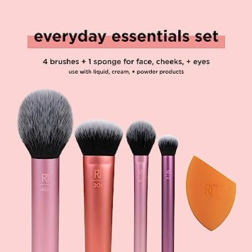 Real Techniques everyday essentials les produits essentiels de tous les jour for blush + foundation + shadow + highlighter + concealer