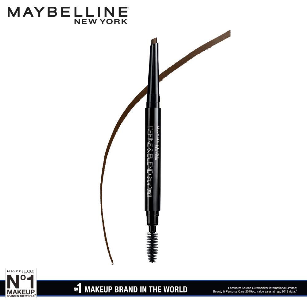 Maybelline New York Brow Pencil, With Spoolie, Long-lasting and Natural-looking Results, Define & Blend Brow Pencil, Natural Brown, 0.16 g