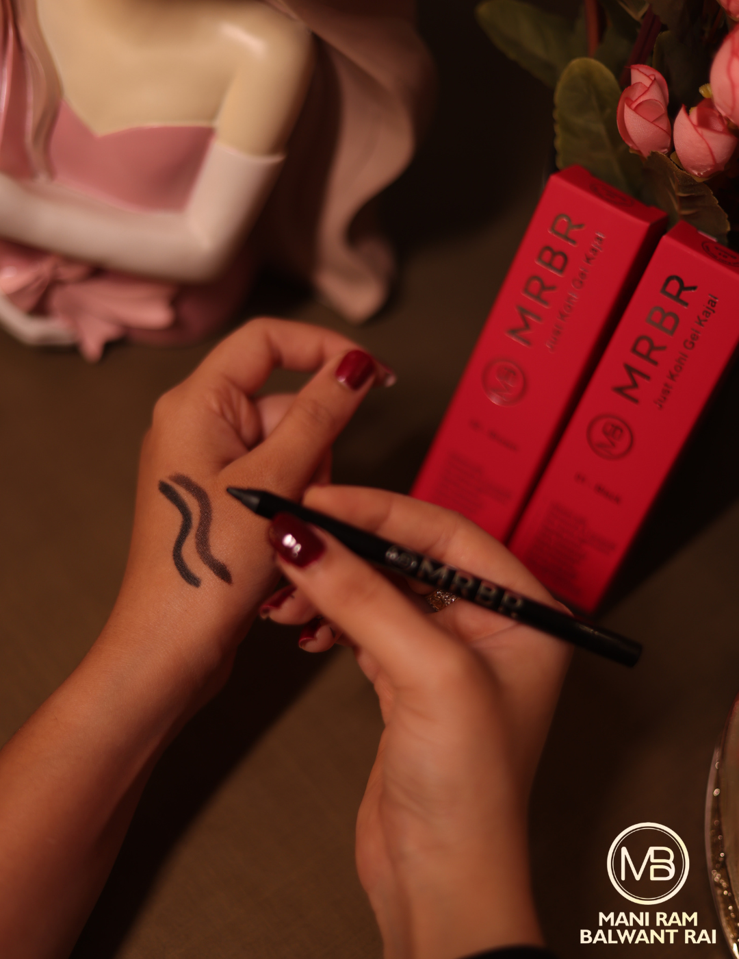 MRBR JUST KOHL GEL KAJAL 1.2g⏐+ FREE MRBR SINDOOR