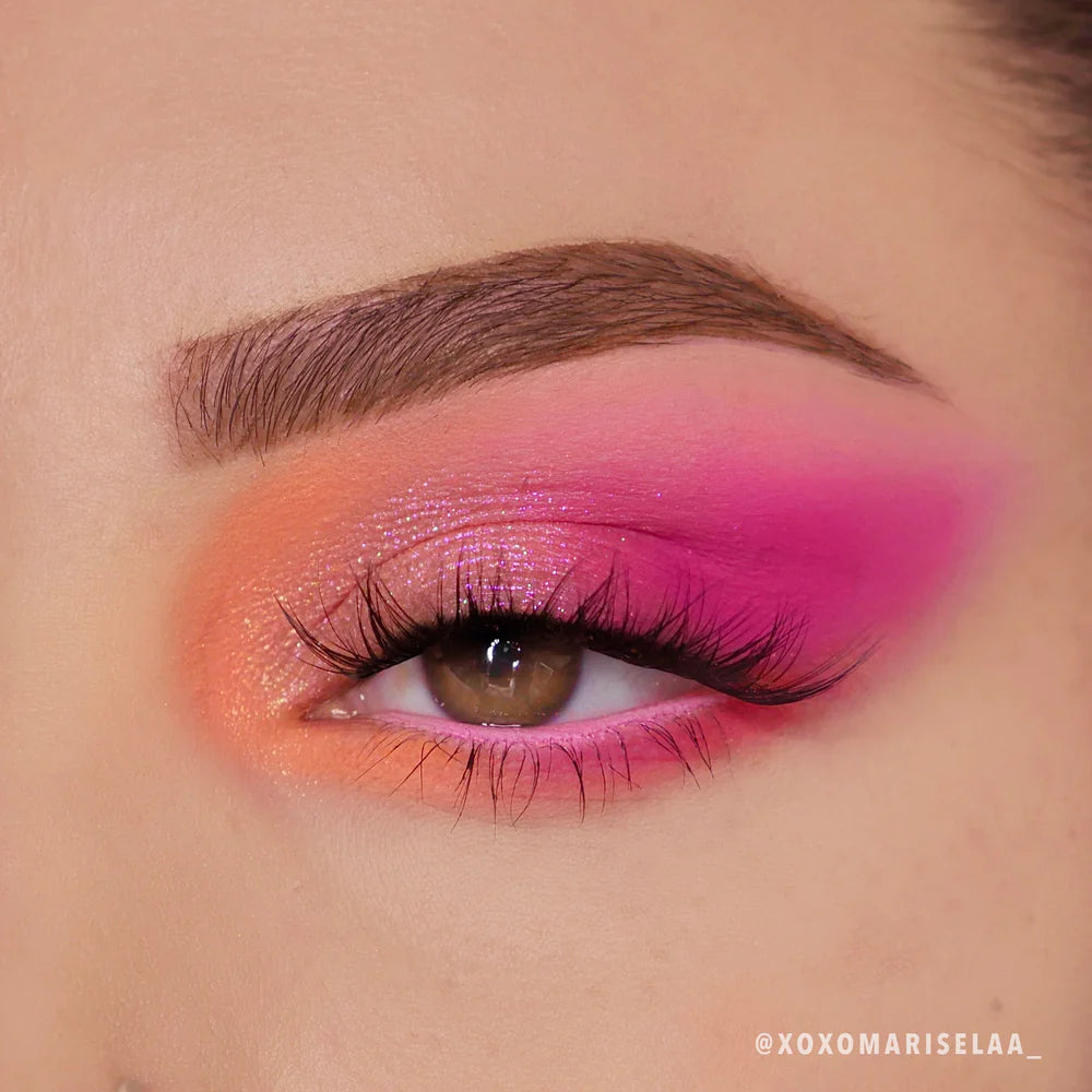 MOIRA ADMIT ONE FUN IS IN THE AIR MOIRALAND SERIES PALETTE