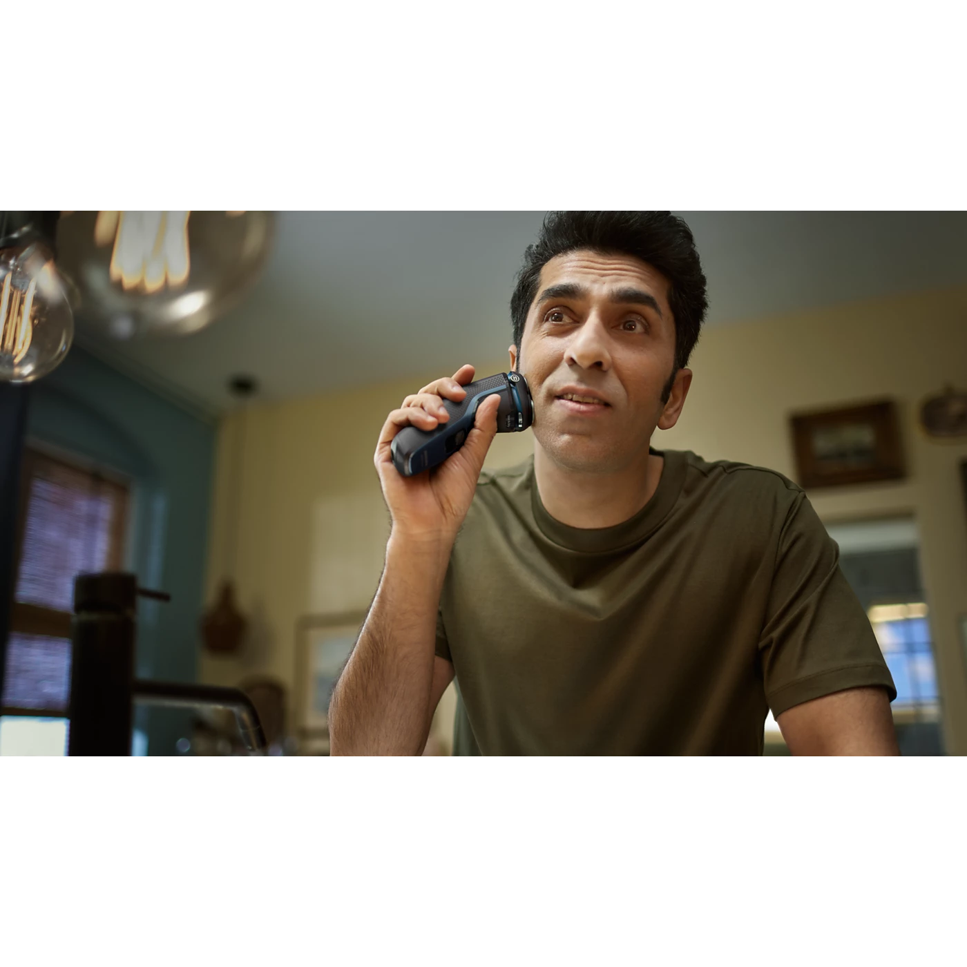 Philips AquaTouch Shaver 3000 Wet &amp; Dry S3144