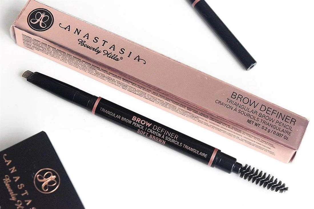 Anastasia Beverly Hills Brow Definer Triangular Brow Pencil