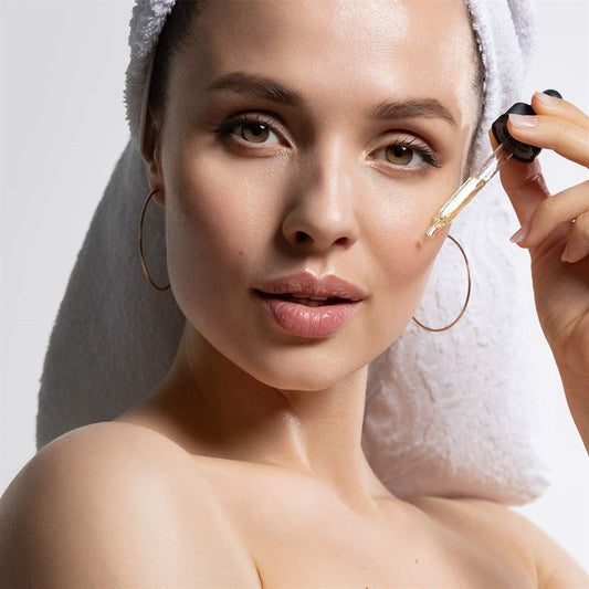 Colorbar Hydra White Anti Spot Serum For All Skin Types 10ml