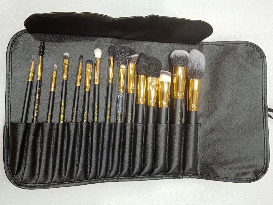 Me-On meon Premium Professional Brushes Kit