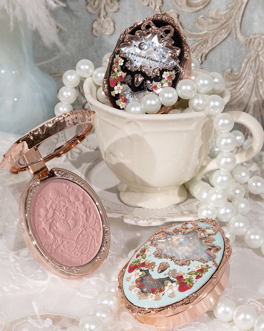 Flower Knows Strawberry Rococo Embossed Blush 05 Berry Mary