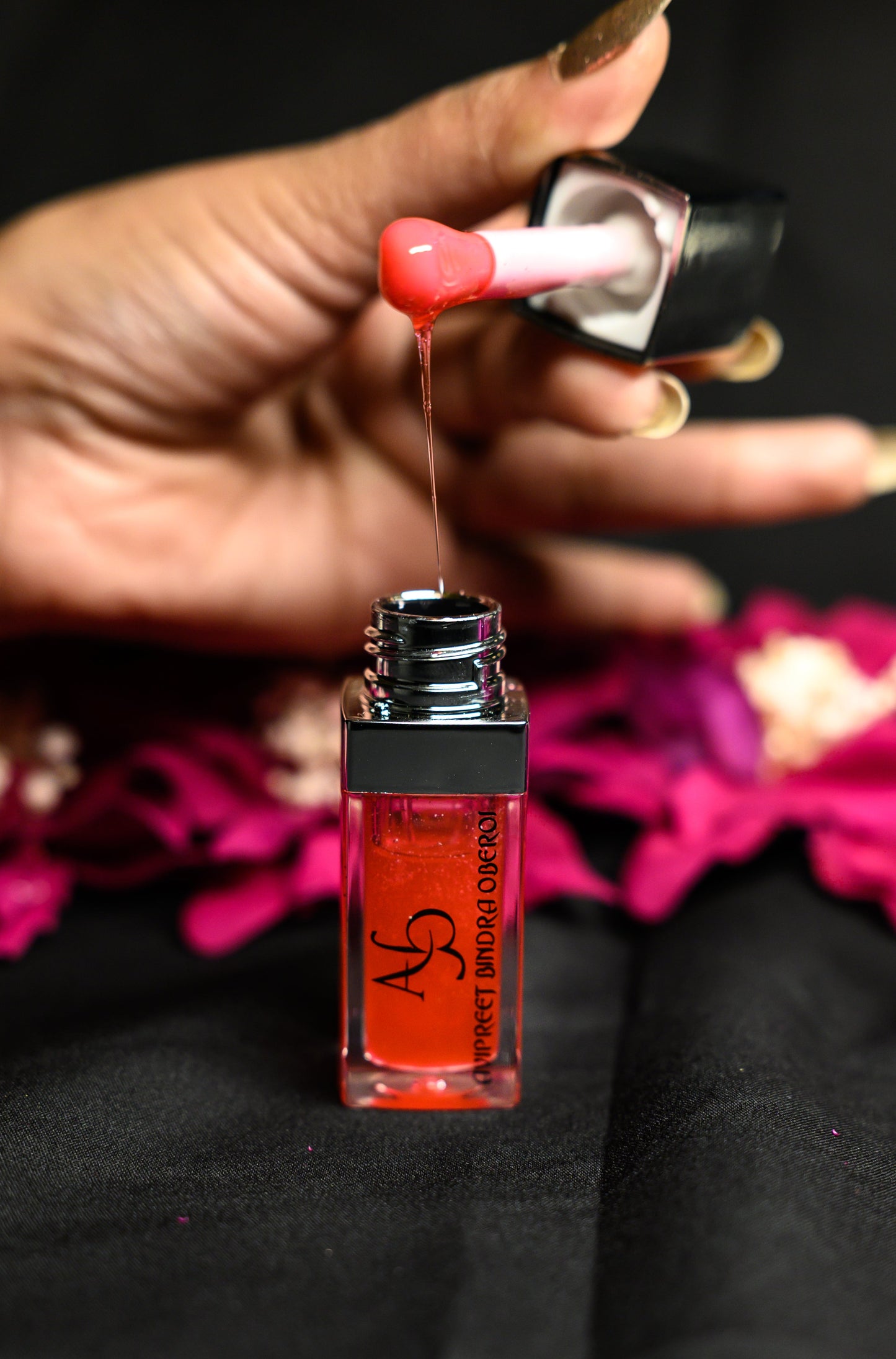 MRBR x AB AVIPREET BINDRA OBEROI LIP OIL FOR A GLOSSY LOOK 10ml