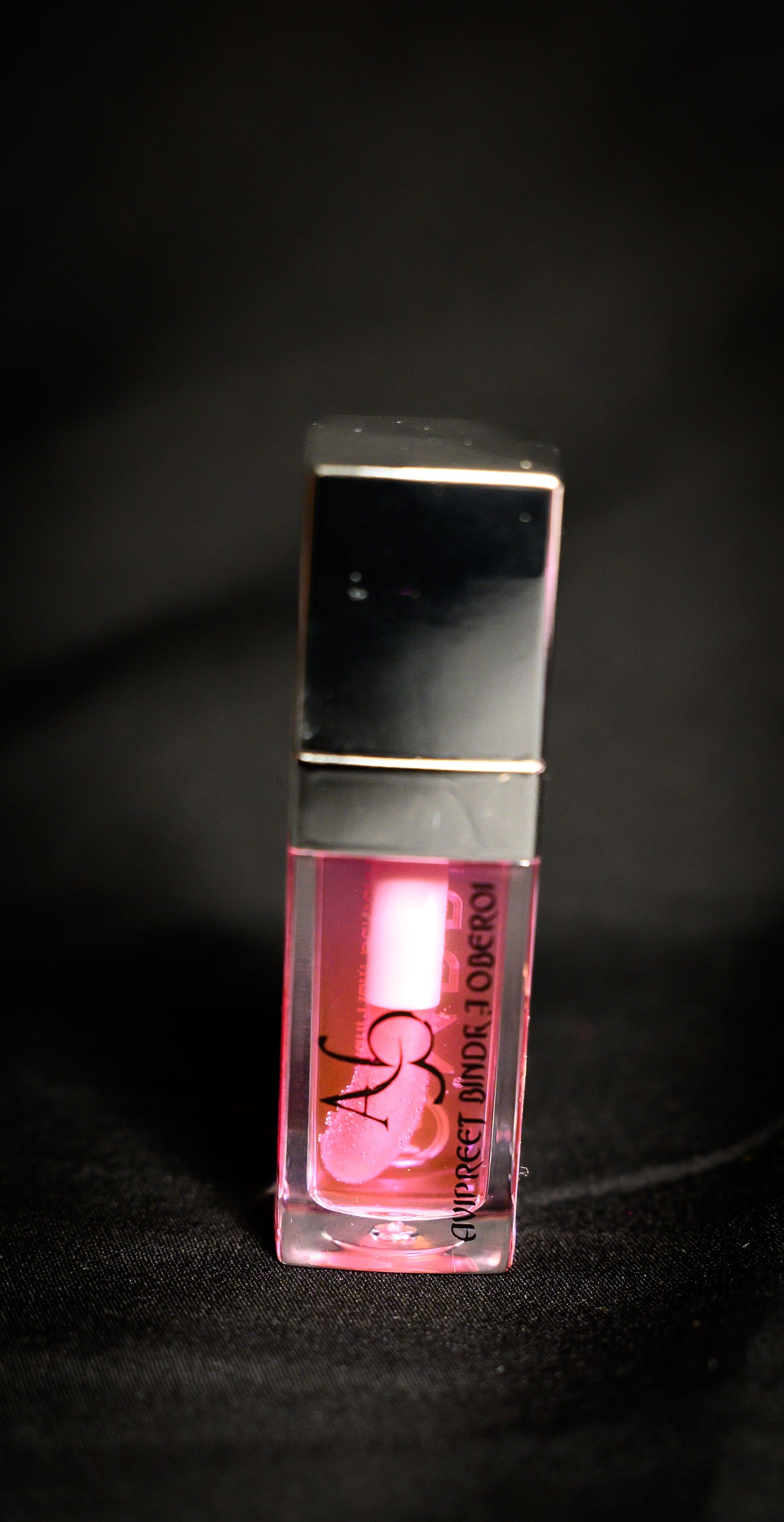 MRBR x AB AVIPREET BINDRA OBEROI LIP OIL FOR A GLOSSY LOOK 10ml
