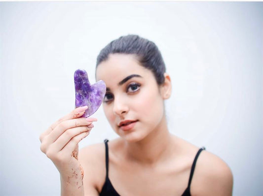 Skinn And You Amethyst Gua Sha face roller
